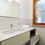 Hostdomus - Casa Uliveto *