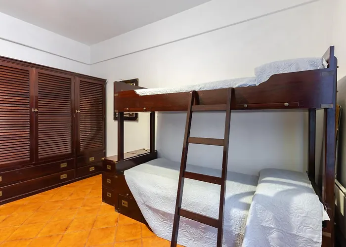 Hostdomus - Casa Uliveto *