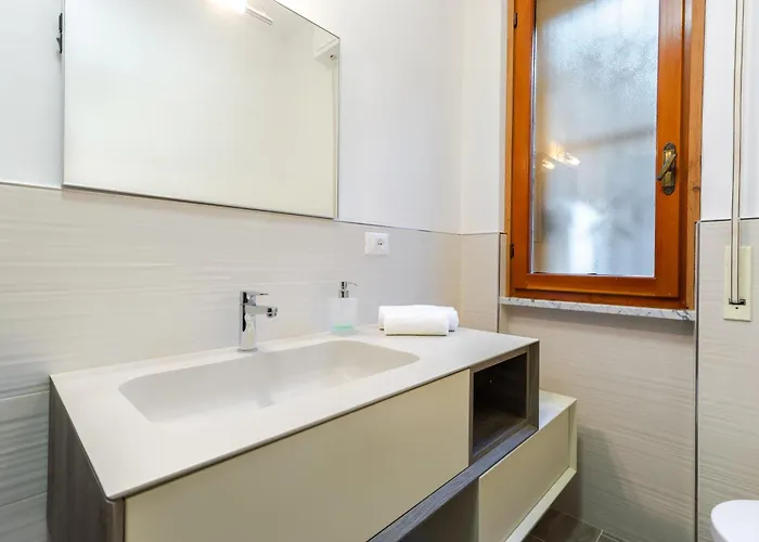 Hostdomus - Casa Uliveto *